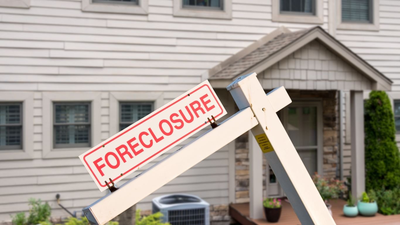 Foreclosure Dealmaker Properties